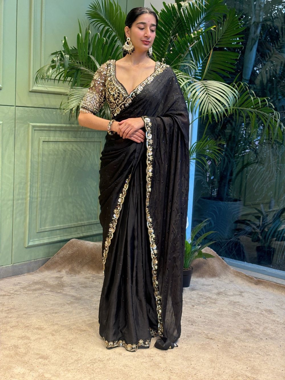 Women's Elegant Black Georgette/Chiffon Saree with Intricate Gold & Silver Embellished Border β Paired with Heavy Sequin & Zari Work Blouse for Festive & Wedding Wear
