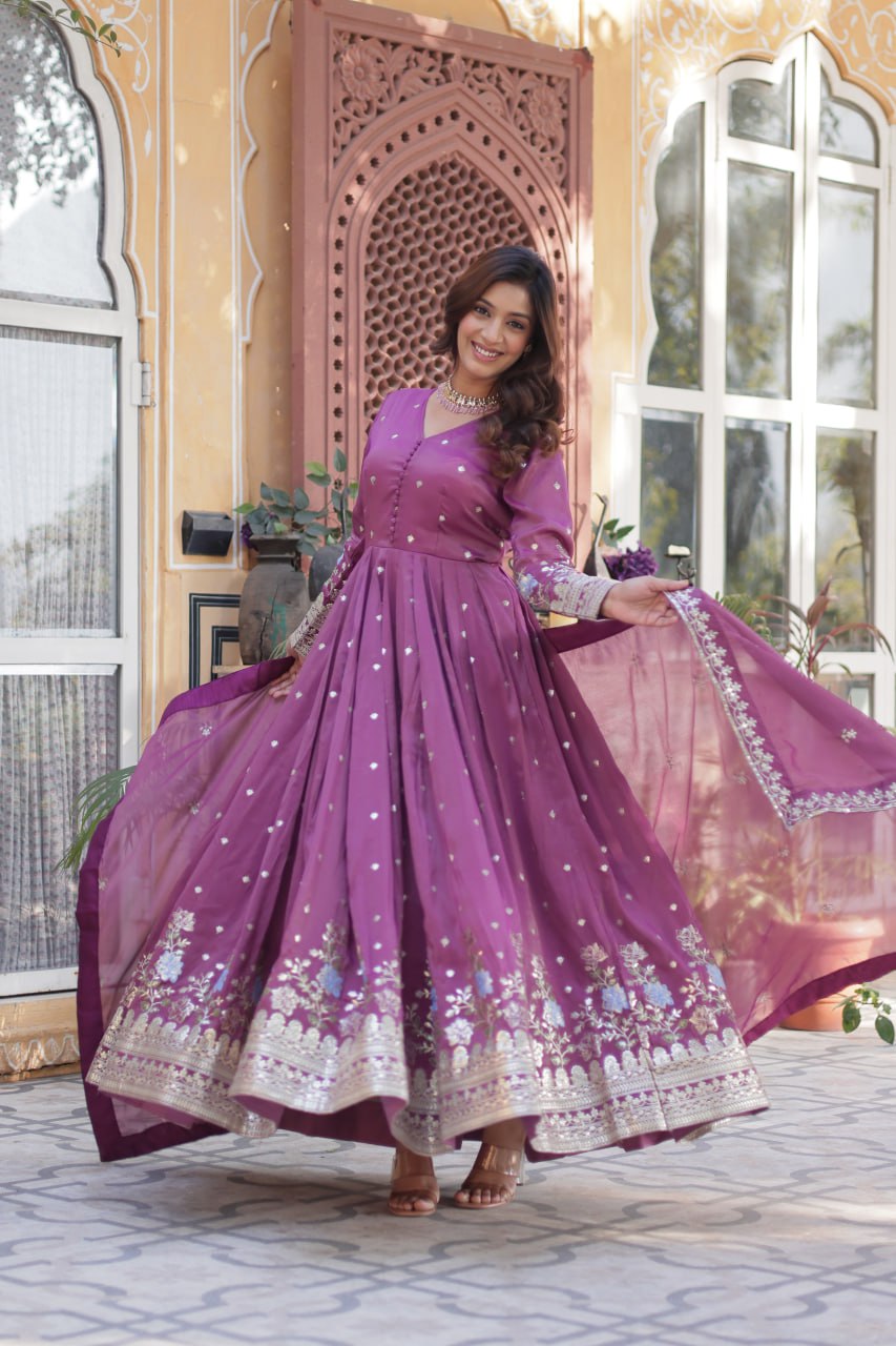 Women's Cotton Embroidered Anarkali Gown With Dupatta Set β Festive Wear - Image 7